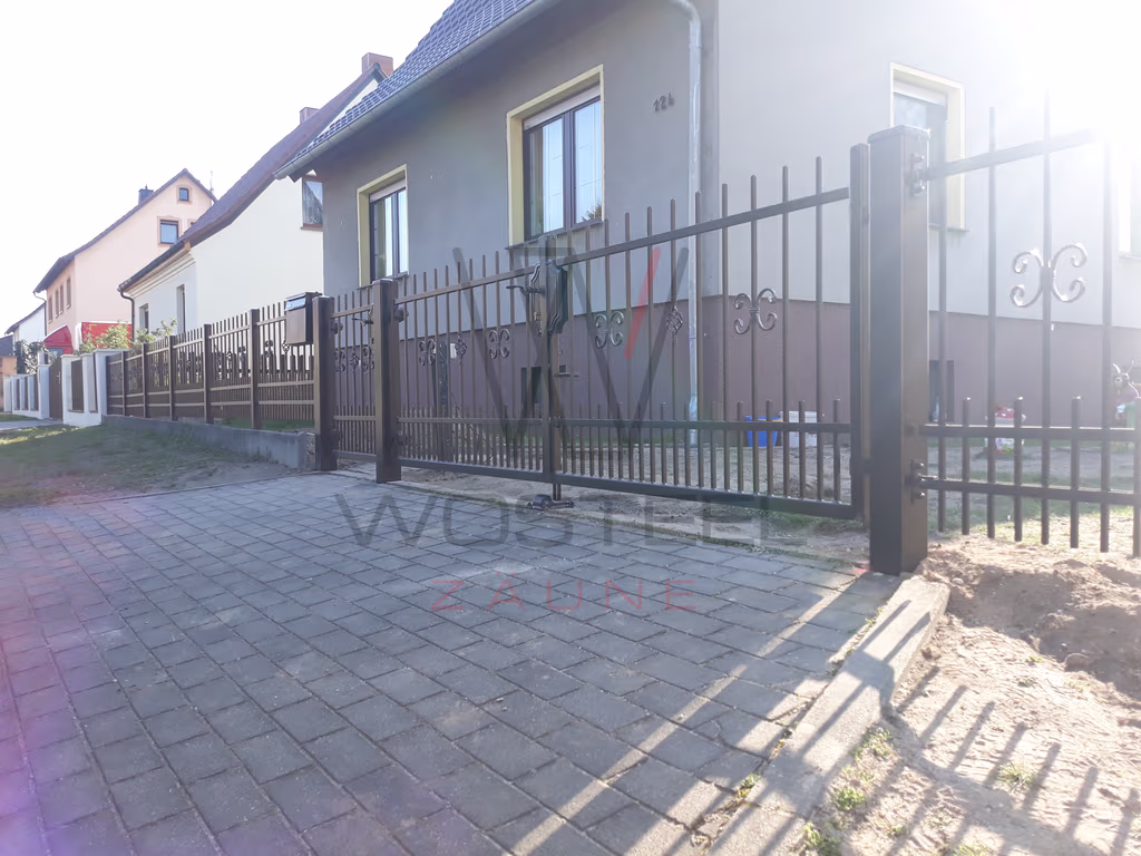 Tore, Zweiflügeliges Tor – tore-0013.avif