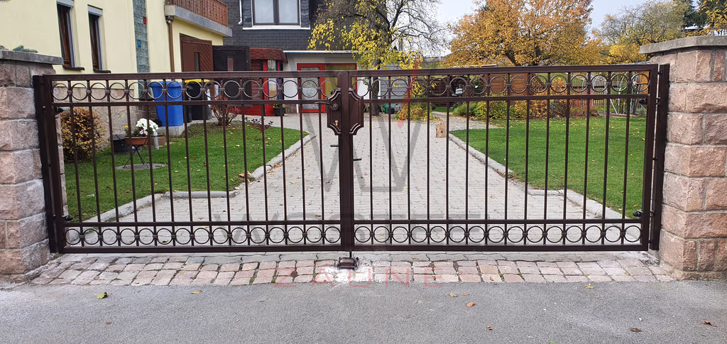 Tore, Zweiflügeliges Tor – tore-0029.avif