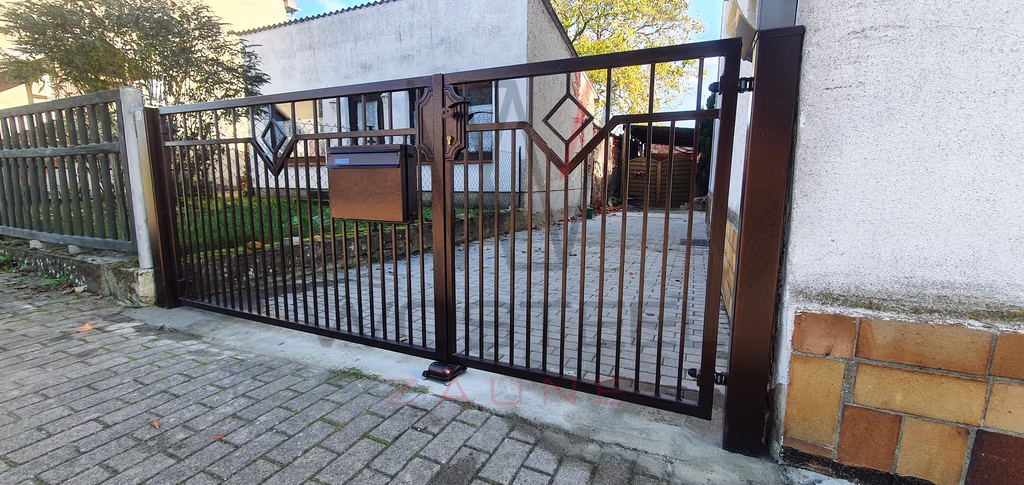 Tore, Zweiflügeliges Tor – tore-0056.avif