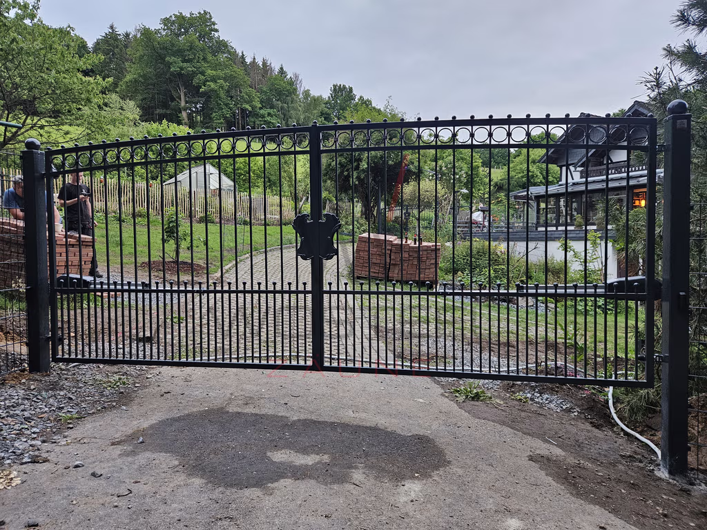 Tore, Zweiflügeliges Tor – tore-0105.avif